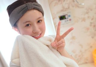 Debut của em gái m52 xinh đẹp Mirai Yagami